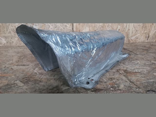 bontott VOLVO XC90 Középső Kipufogó Dob Hővédő Lemez