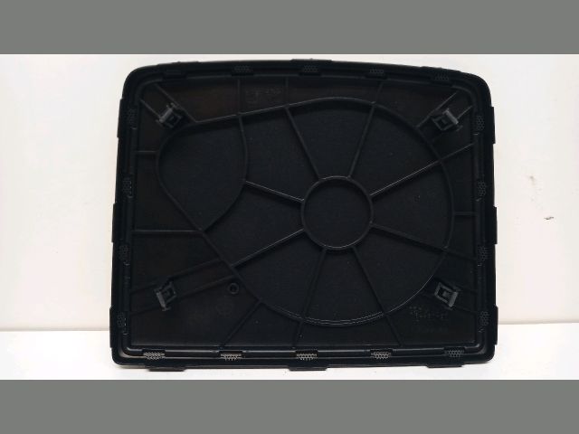 bontott VOLVO XC90 Műszerfal Középső Hangszóró Burkolat