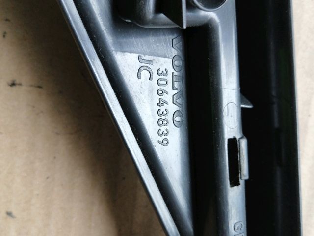 bontott VOLVO XC90 Pohártartó