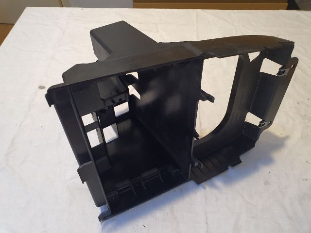 bontott VOLVO XC90 Rádió / CD Keret