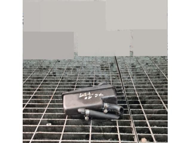 bontott VOLVO XC90 Szervóolaj Tartály