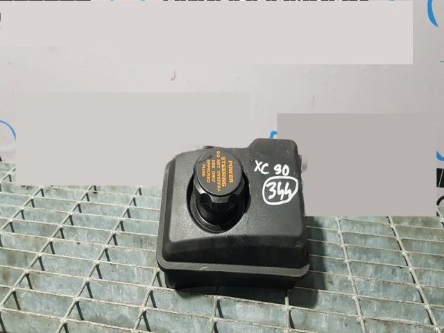 bontott VOLVO XC90 Szervóolaj Tartály