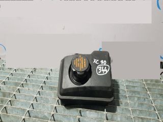 bontott VOLVO XC90 Szervóolaj Tartály