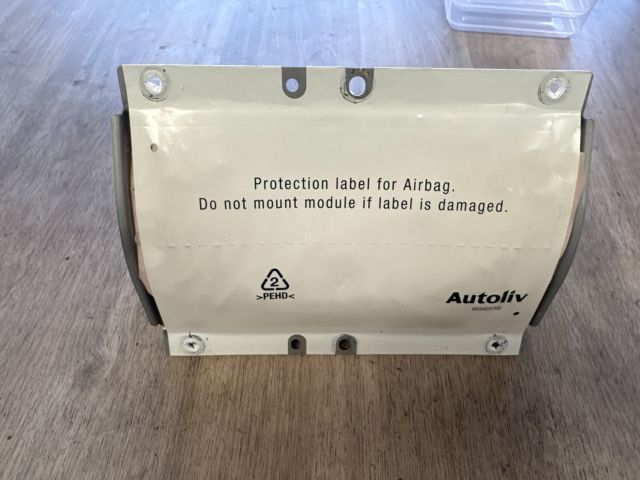 bontott VOLVO XC90 Utasoldali Légzsák