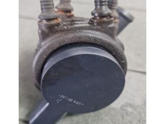 bontott VW AMAROK Vízpumpa