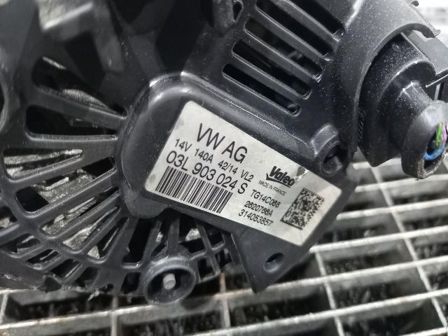 bontott VW AMAROK Generátor