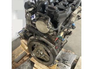 bontott VW AMAROK Motor (Fűzött blokk hengerfejjel)