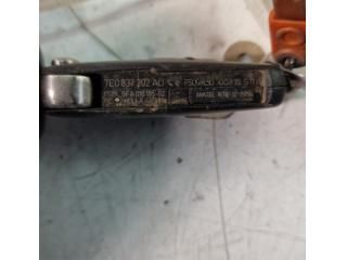 bontott VW AMAROK Gyújtáskapcsoló