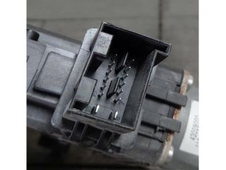 bontott VW AMAROK Bal első Ablakemelő Motor