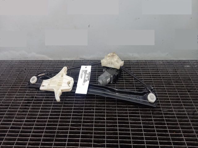 bontott VW AMAROK Bal hátsó Ablakemelő Szerkezet (Elektromos)