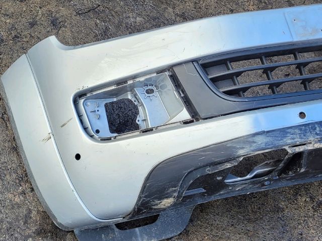 bontott VW AMAROK Első Lökhárító (Üresen)