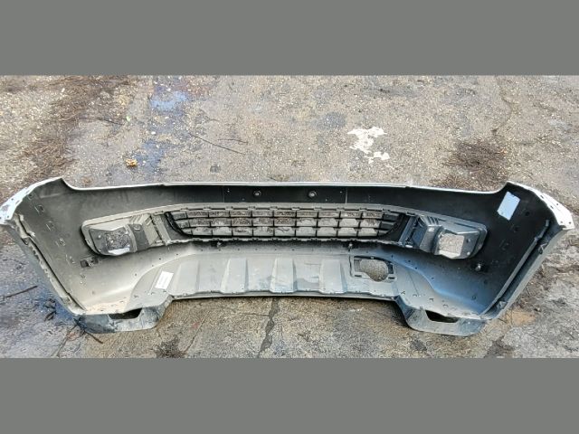 bontott VW AMAROK Első Lökhárító (Üresen)