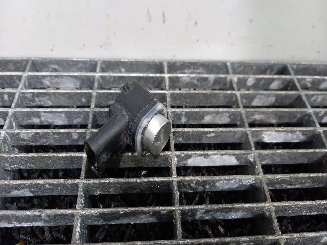 bontott VW AMAROK Hátsó Tolatóradar Fej