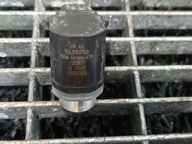 bontott VW AMAROK Hátsó Tolatóradar Fej