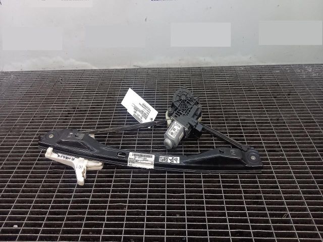 bontott VW AMAROK Jobb hátsó Ablakemelő Szerkezet (Elektromos)