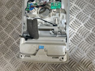 bontott VW AMAROK Középső Szemüvegtartó