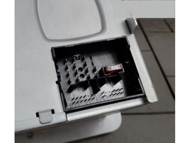 bontott VW AMAROK Navigációs Fejegység