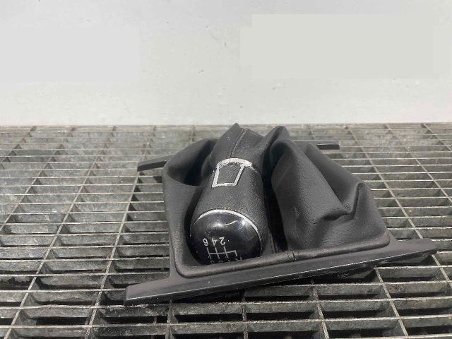 bontott VW AMAROK Váltógomb