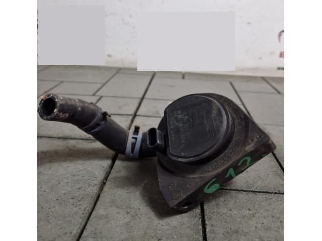 bontott VW ARTEON Vízpumpa