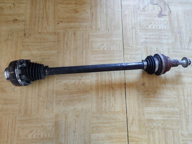 bontott VW ARTEON Bal hátsó Féltengely