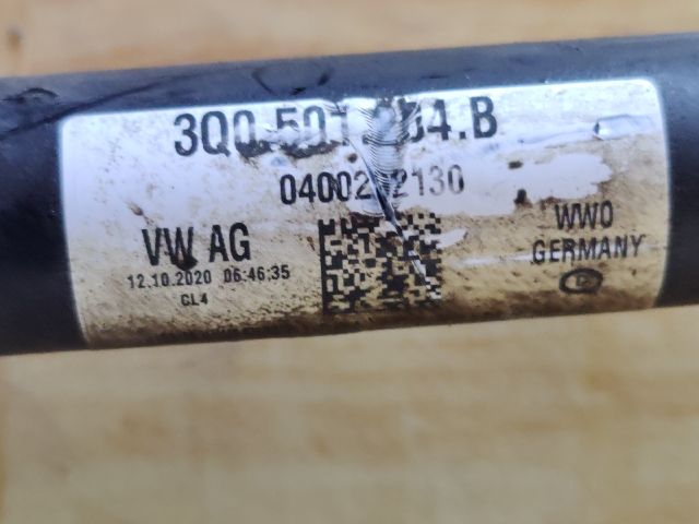 bontott VW ARTEON Jobb hátsó Féltengely