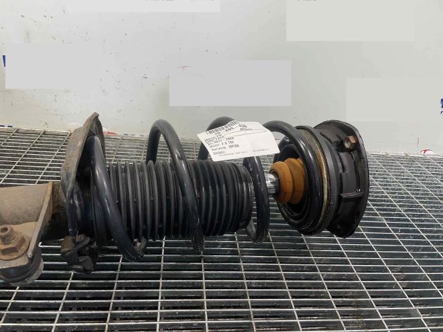 bontott VW ARTEON Első Rugó