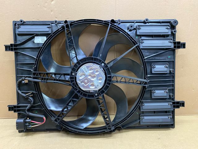 bontott VW ARTEON Hűtőventilátor