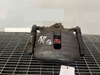 bontott VW ARTEON Jobb első Féknyereg Munkahengerrel