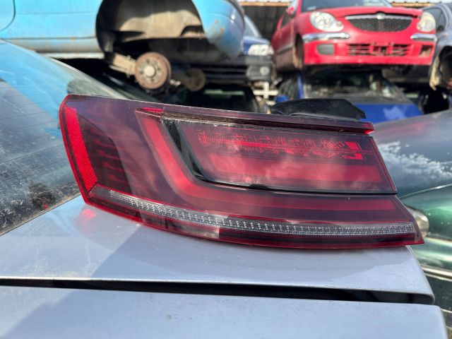 bontott VW ARTEON Bal Külső Hátsó Lámpa