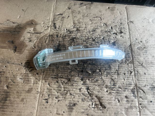 bontott VW ARTEON Bal Visszapillantó Tükör Irányjelző