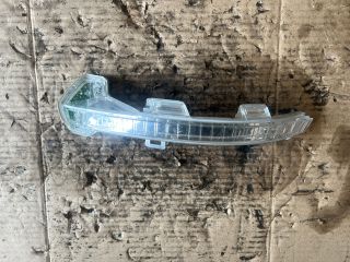 bontott VW ARTEON Bal Visszapillantó Tükör Irányjelző