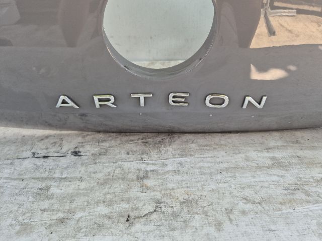 bontott VW ARTEON Csomagtérajtó (Üres lemez)