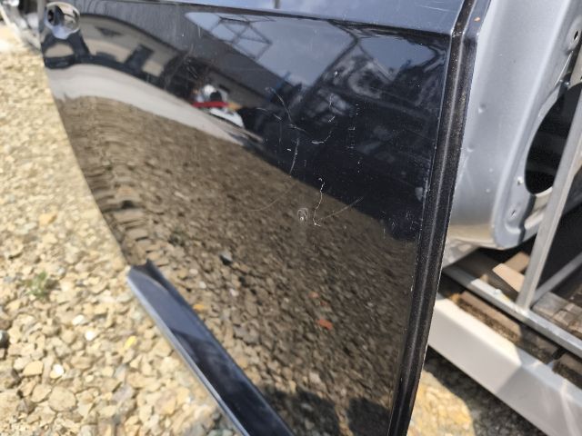 bontott VW ARTEON Jobb hátsó Ajtó (Üres lemez)