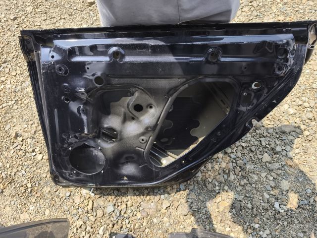 bontott VW ARTEON Jobb hátsó Ajtó (Üres lemez)