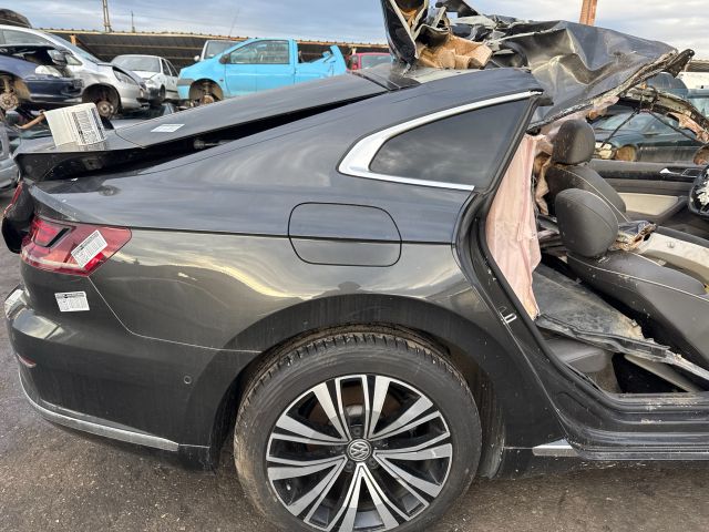 bontott VW ARTEON Jobb hátsó Sárvédő