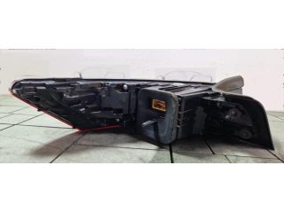 bontott VW ARTEON Jobb Külső Hátsó Lámpa