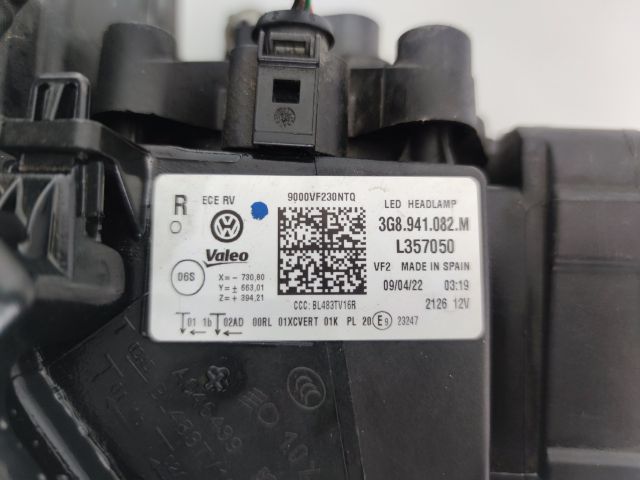 bontott VW ARTEON Jobb Ledes Fényszóró