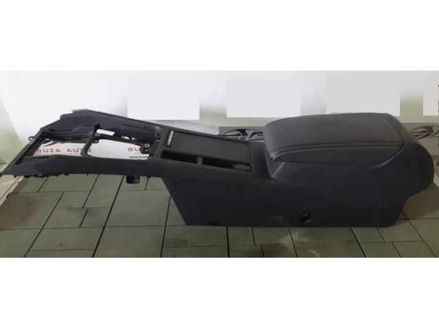 bontott VW ARTEON Könyöklő