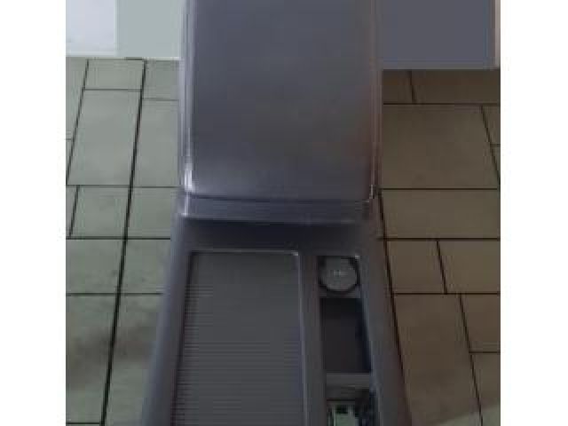 bontott VW ARTEON Könyöklő