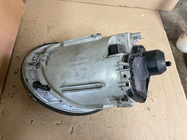 bontott VW BEETLE Bal Fényszóró