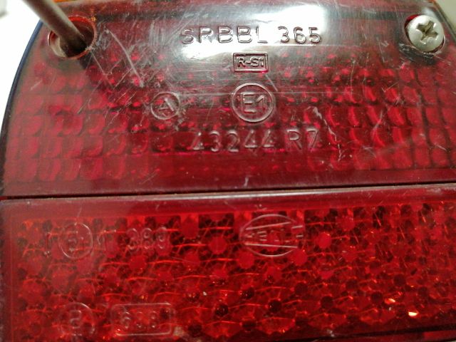 bontott VW BEETLE Bal hátsó Lámpabúra