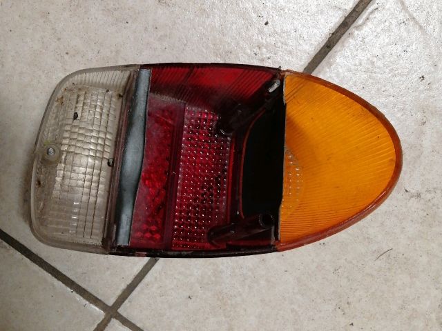 bontott VW BEETLE Bal hátsó Lámpabúra