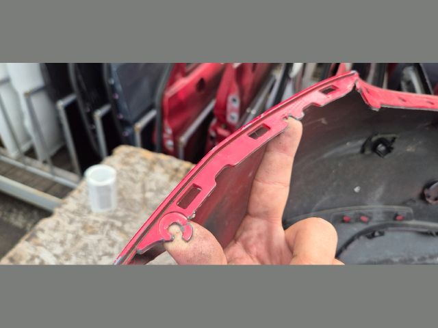 bontott VW BEETLE Hátsó Lökhárító (Üresen)