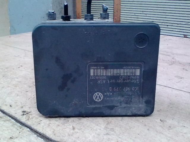 bontott VW BORA ABS Kocka