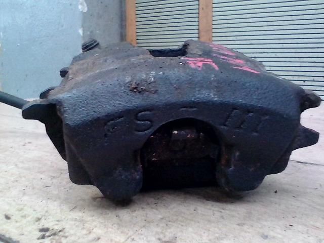 bontott VW BORA Bal első Féknyereg Munkahengerrel