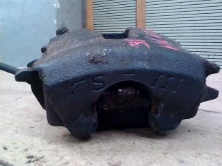 bontott VW BORA Bal első Féknyereg Munkahengerrel