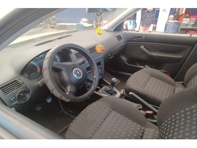 bontott VW BORA Homlokfal (Üres lemez)