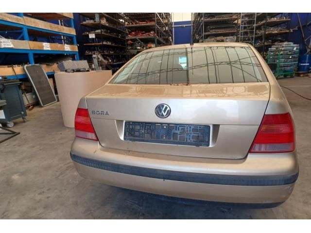 bontott VW BORA Homlokfal (Üres lemez)