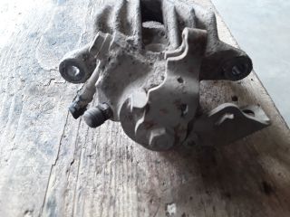 bontott VW BORA Jobb hátsó Féknyereg Munkahengerrel