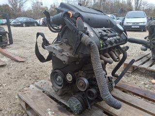 bontott VW BORA Komplett Motor (Segédberendezésekkel)